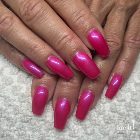 en Vogue Lac It! Cerise pearly hot pink with an icy fuscia iridescent shimmer UV/LED gel nail polish for professional nails and extensions on square manicure