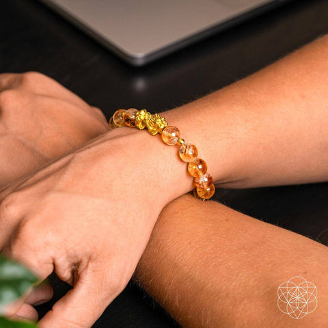 Conscious Items The Ultimate Wealth Bracelet - DK BEAUTY