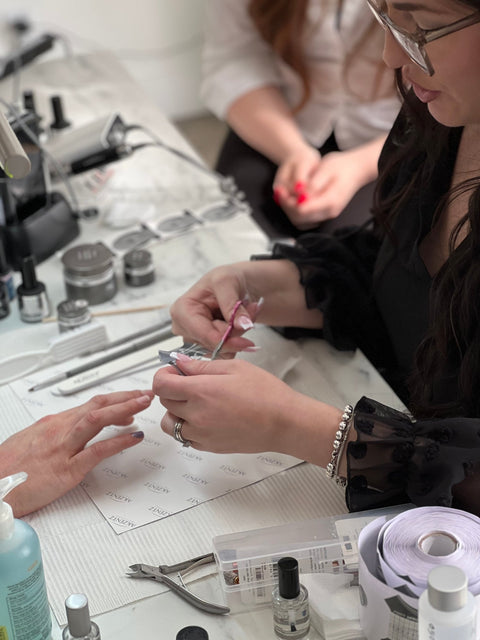 Akzentz® LUXIO® Certificate Class - DK BEAUTY