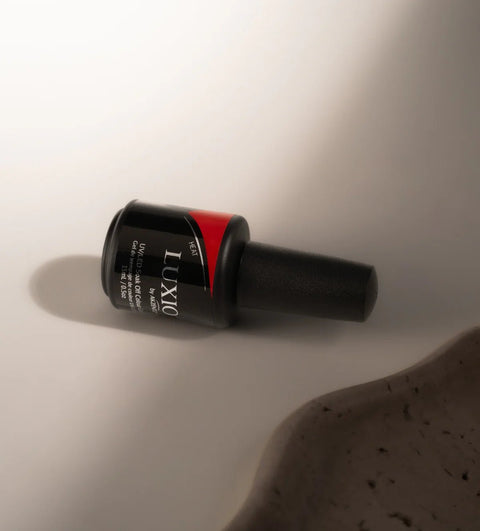 Luxio Heat Gel Polish - DK BEAUTY