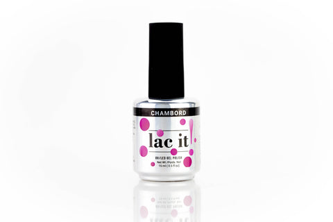 en Vogue Lac It! Chambord pearly deep raspberry with a blue iridescent shimmer UV/LED gel nail polish for professional nails and extensions bottle