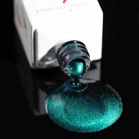 Light Elegance P+ Daydream Cat Eye Gel Polish