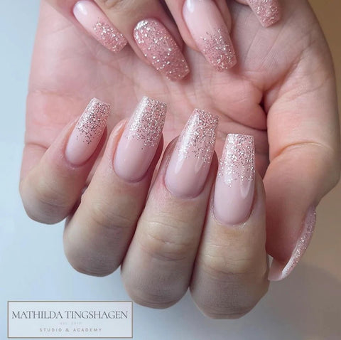LE Nudie Glitter Gel - DK BEAUTY