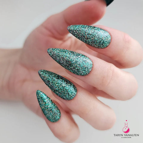 P+ Glitter Bravo! - DK BEAUTY