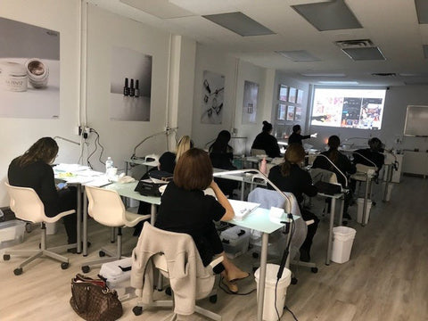 Akzentz® Educator/Expert Certification - DK BEAUTY