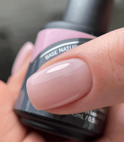 Luxio Naked Base Natural - DK BEAUTY