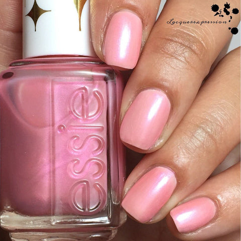 Essie Bikini With a Martini - DK BEAUTY