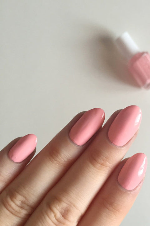 Essie Groove is in The Heart - DK BEAUTY