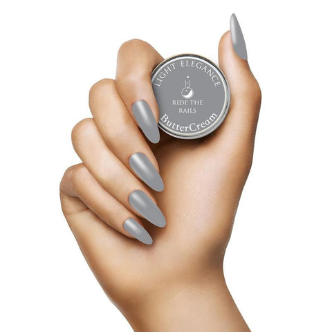 Light Elegance Buttercream 'Ride the Rails' - DK BEAUTY