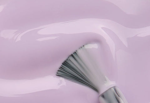 LAVENDER MILKY NAILS: THE MANICURE OF THE MOMENT - DK BEAUTY