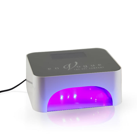 en Vogue Evolution UV/LED Light Unit