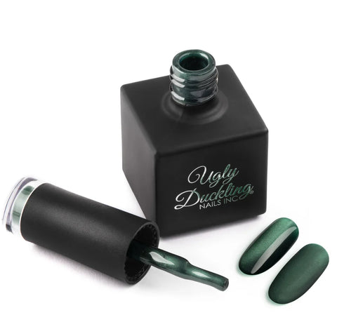 Ugly Duckling Versailles Cat-Eye Gel Polish