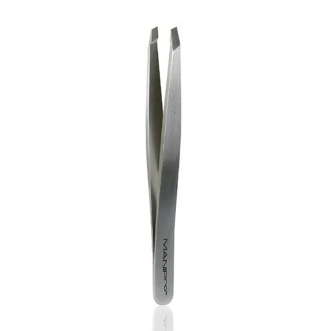 MANIPro Professional Slant Tip Tweezers feature perfectly aligned combination tips for precise tweezing performance.

Caution: Sharp object. Keep out of the reach of children.