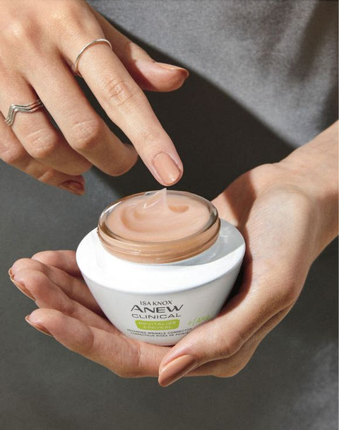Isa Knox Clinical Revitalize & Reveal Advanced Wrinkle Corrector