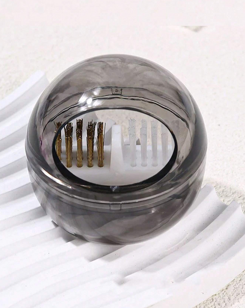 Bit Cleaner w/Holder