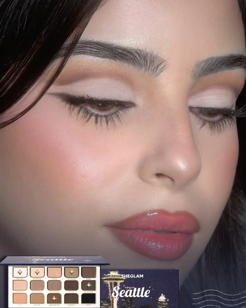 Showtime in Seattle Eyeshadow Palette