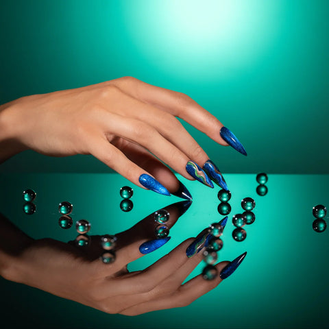 Light Elegance P+ Delirium Cat Eye Gel Polish