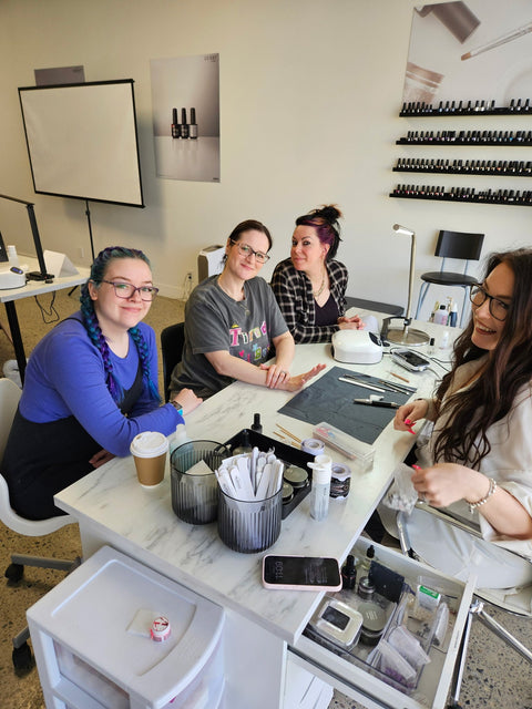Akzentz PROFORMANCE Certification Class - DK BEAUTY