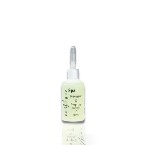 en Vogue Renew & Repair Cuticle Oil Bottle for professional manicures and extensions