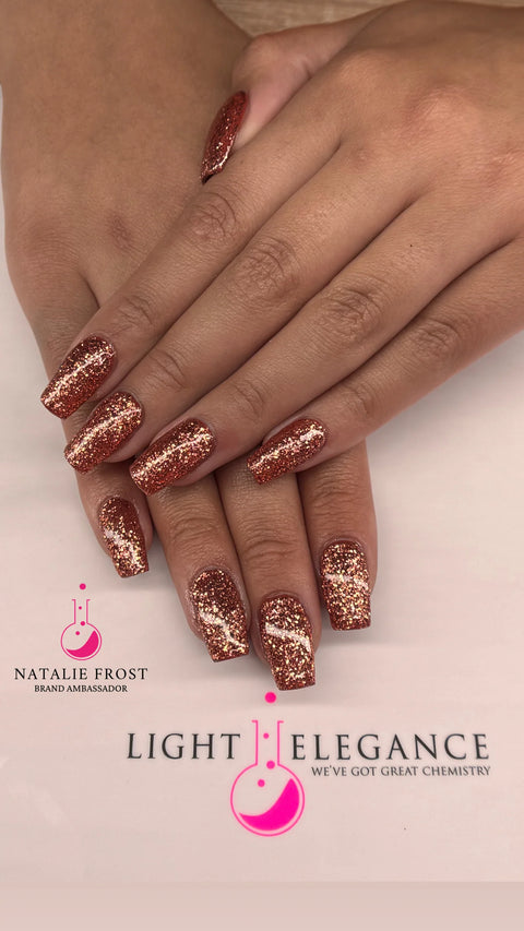 Light Elegance She’s My Golden Nugget Glitter Gel – 10 mL