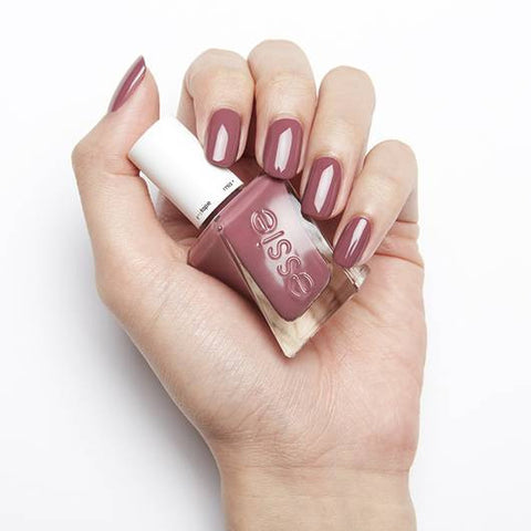 Essie Gel Couture • Not What It Seams