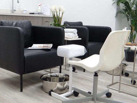 Spa Manicure & Pedicure Diploma - DK BEAUTY